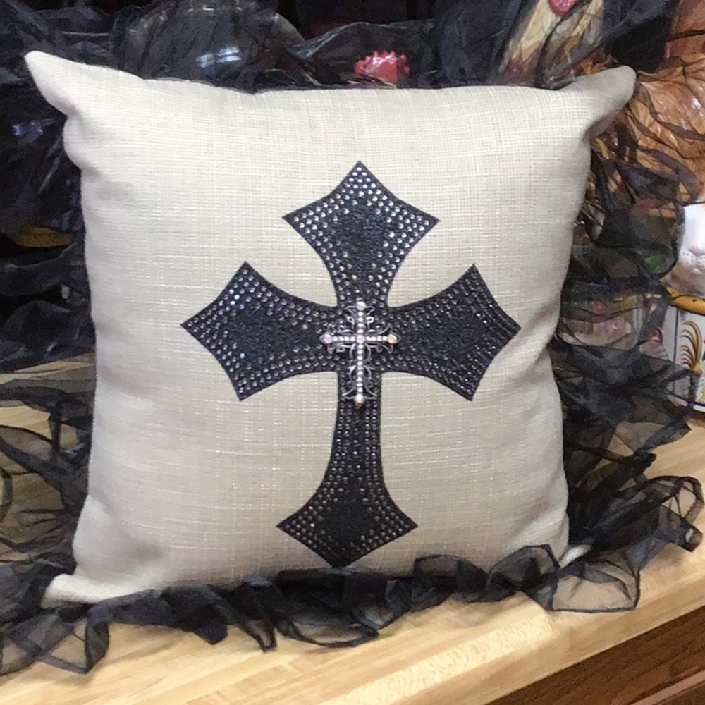 PILLOW Home Decor Holiday FramHouse Charm❤️